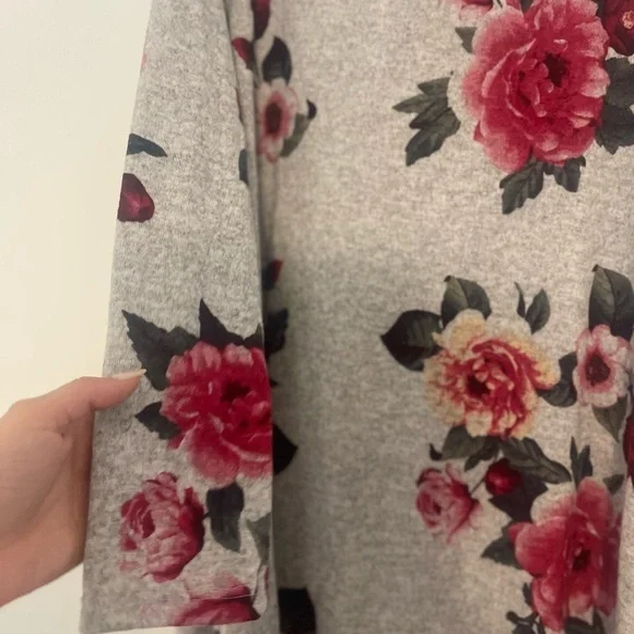 DRY GOODS | Floral sweater dress - Picture 3 of 4